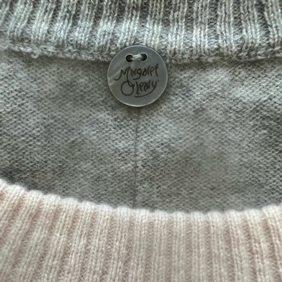 Margaret O’Leary 100% Cashmere Colorblock Sweater Gray & Pink | Size Large - Picture 7 of 8
